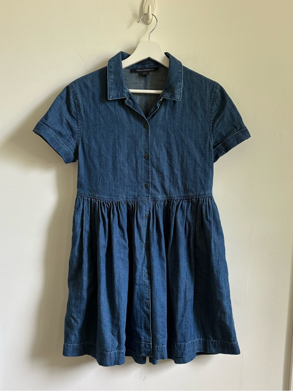 French Connection Denim Button-Front Short Sleeve Dress sz 4 babydoll